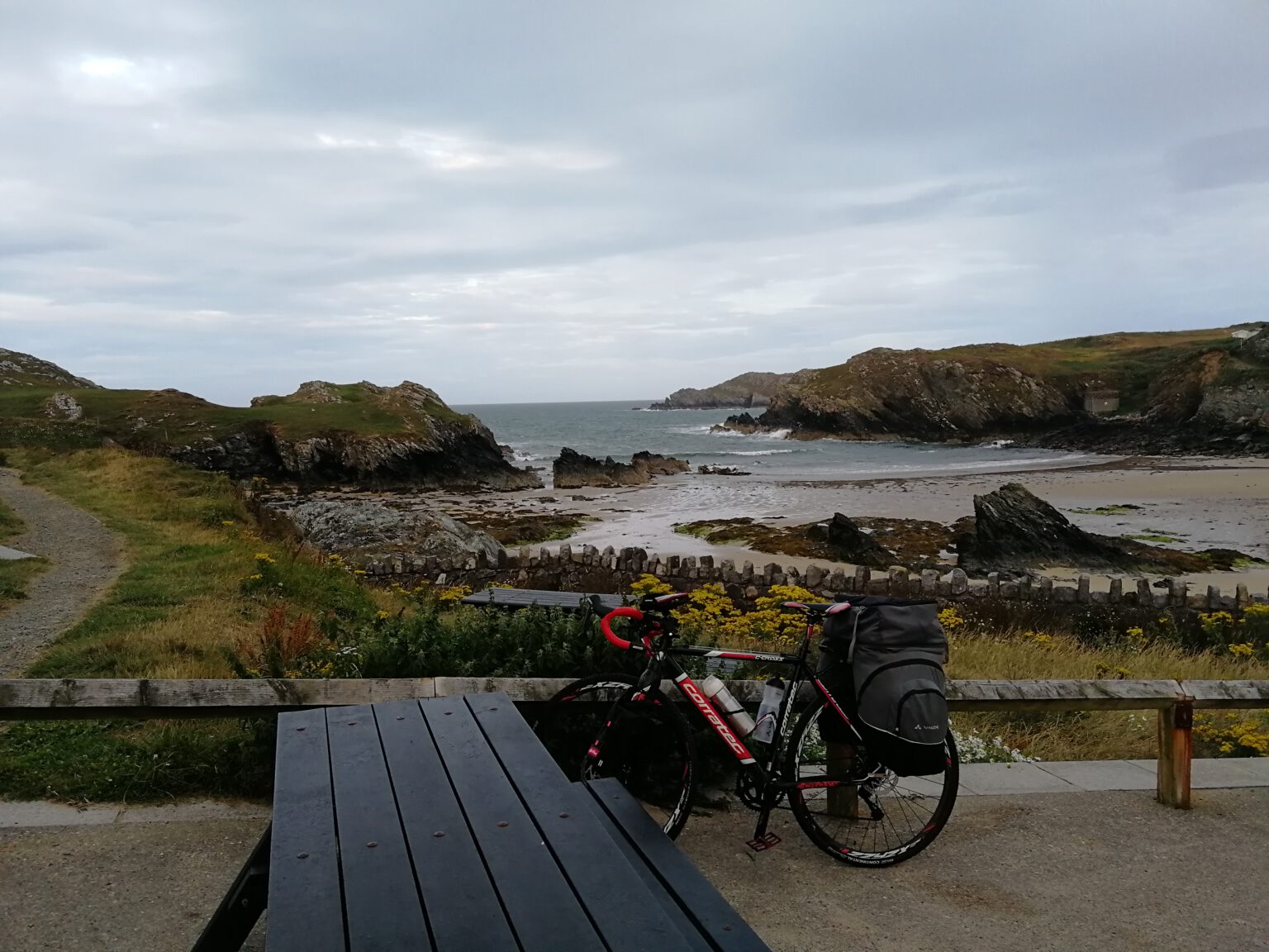 Breakfast at Porth Dafarch